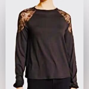 Bobeau Top W/ Lace Insets insets